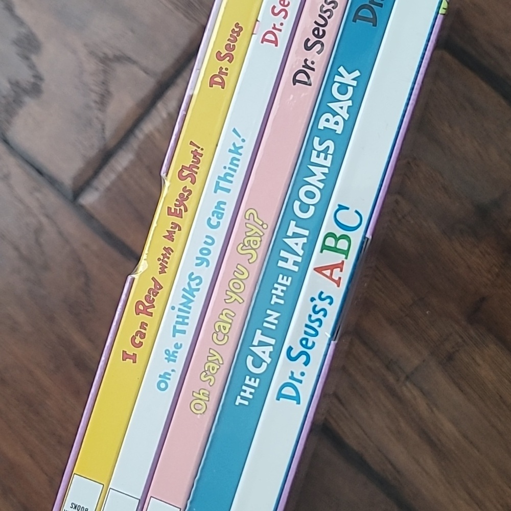 Dr Seuss Collection - Picture 3 of 5